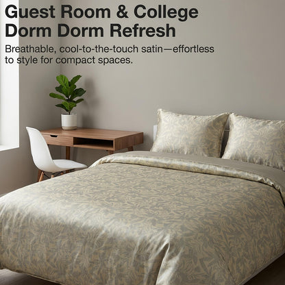 This Classic Three-Piece bedding Made of Rayon Satin Is Straightforward, Stylish, Can Be Washed in a Machine, And Is Appropriate for Any Season. This Luxuriously Soft Four-Piece Set Is Ideal for a Family Bedroom And Also Serves As a Wonderful Presen